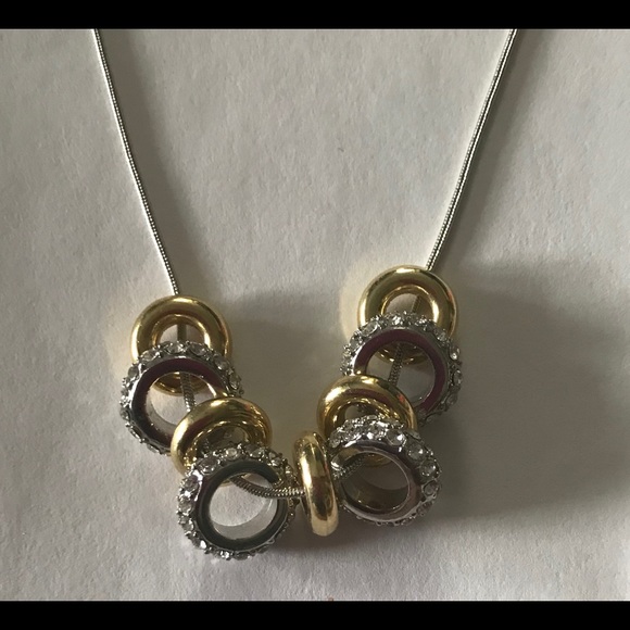 Sterling Silver plated Loop Ring Circle Necklace - Picture 4 of 5